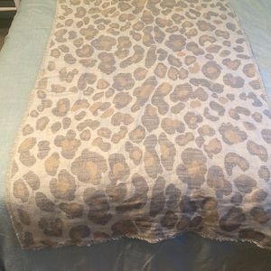 Loft Cheetah Print Scarf/Shawl
